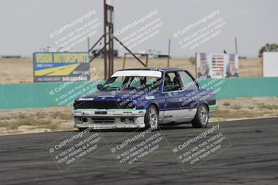 media/Jun-01-2025-CalClub SCCA (Sun) [[eae223c5dd]]/Group 1/Track Event (Front Straight)/